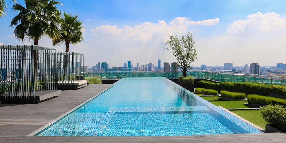 Infinity-Pool-Piscine-Sfioro